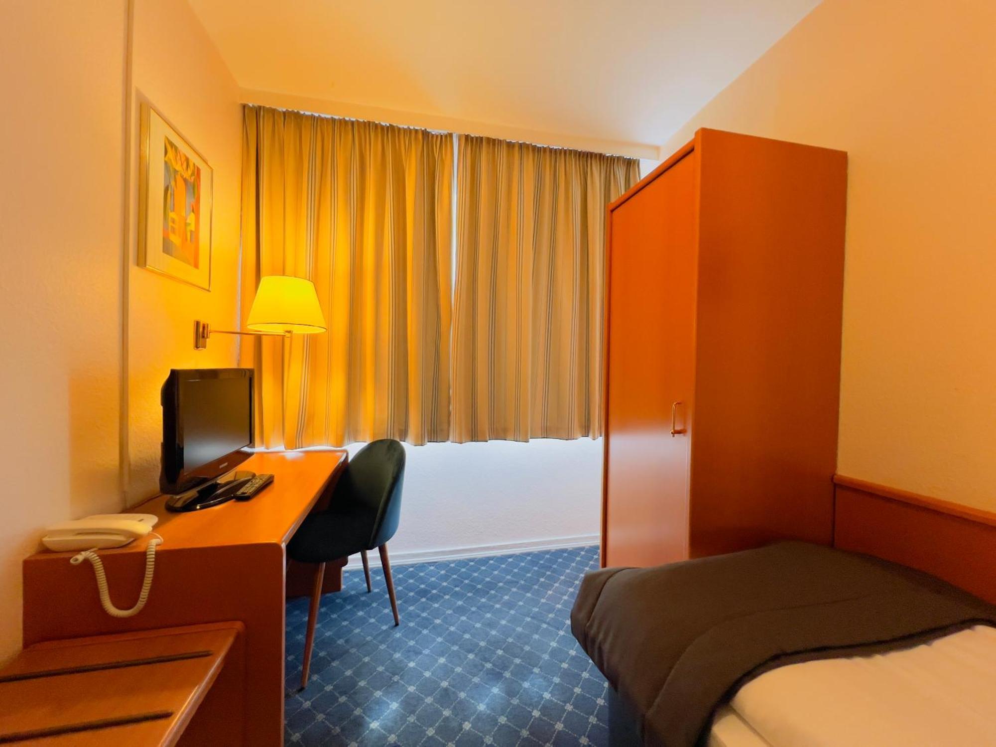 Elbbruecken Hotel Amburgo