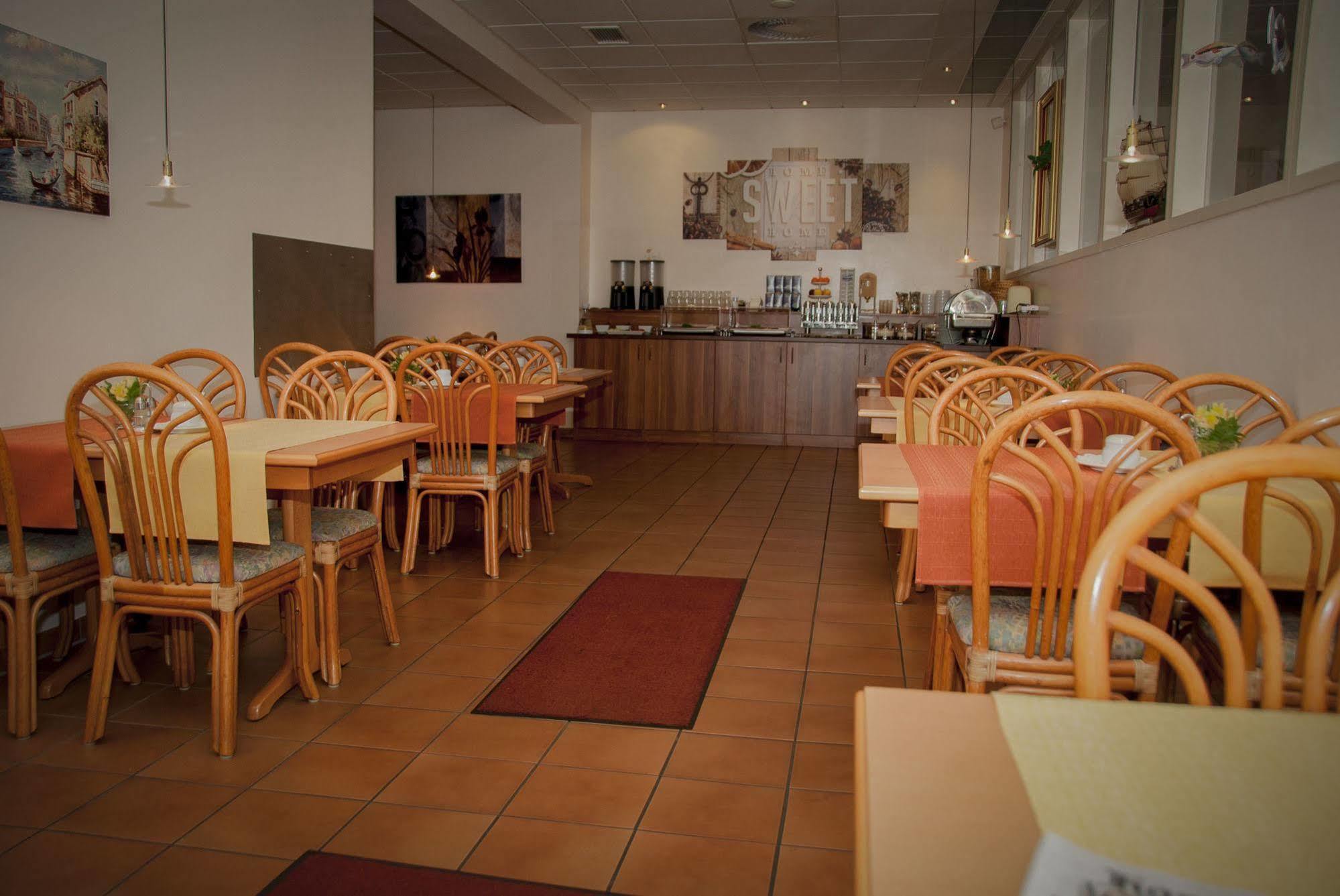 Hotel Elbbruecken Amburgo