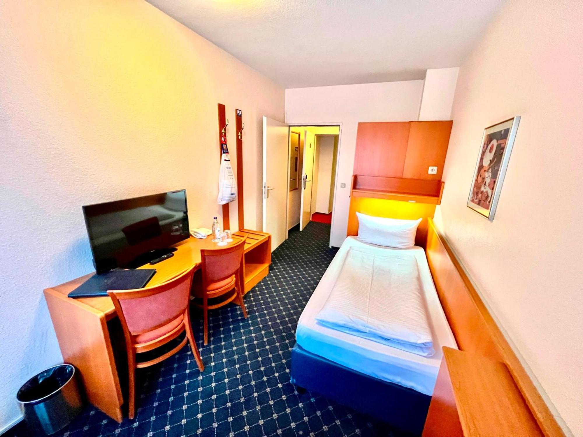 Elbbruecken Hotel 3*